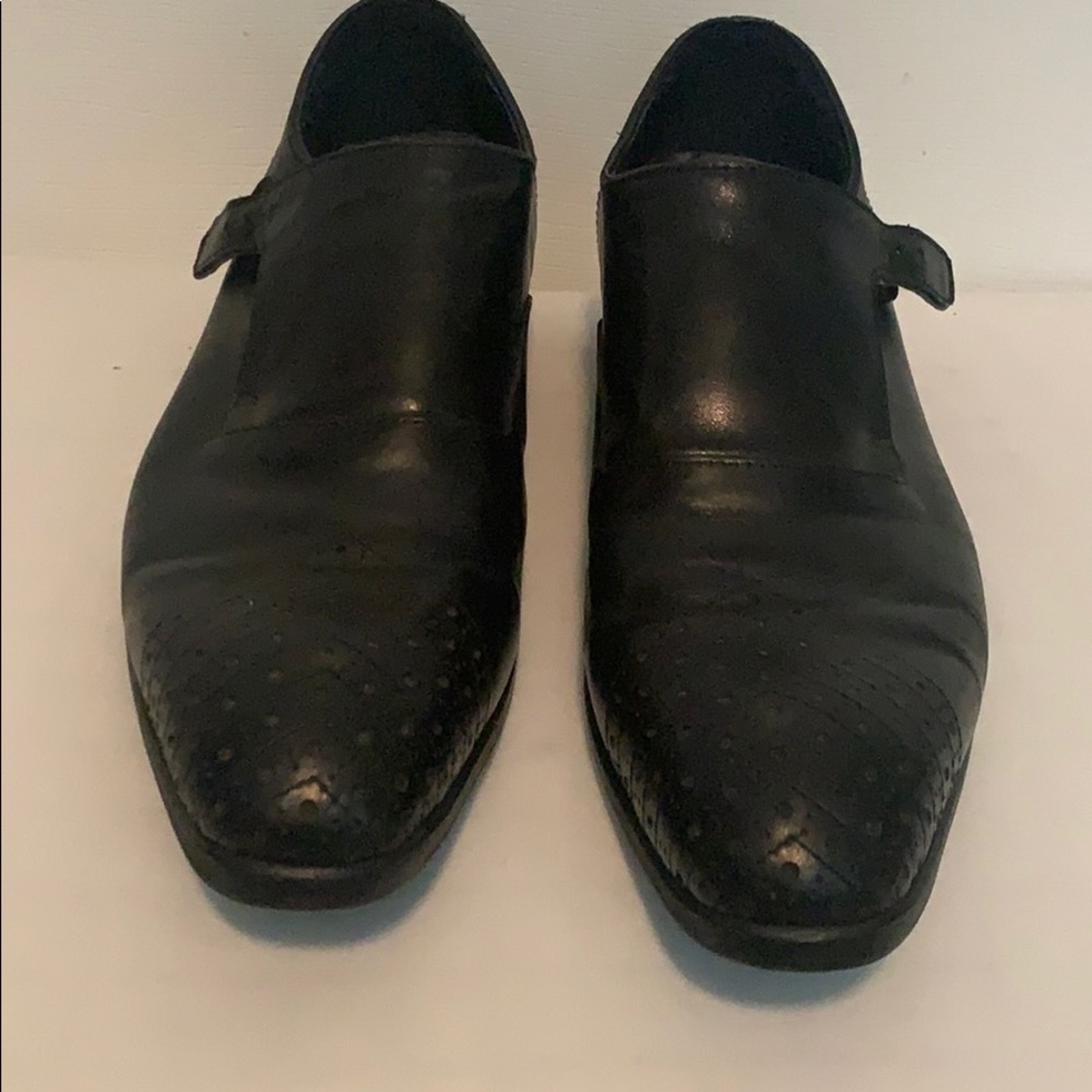Luis vuitton mens shoes lightly used